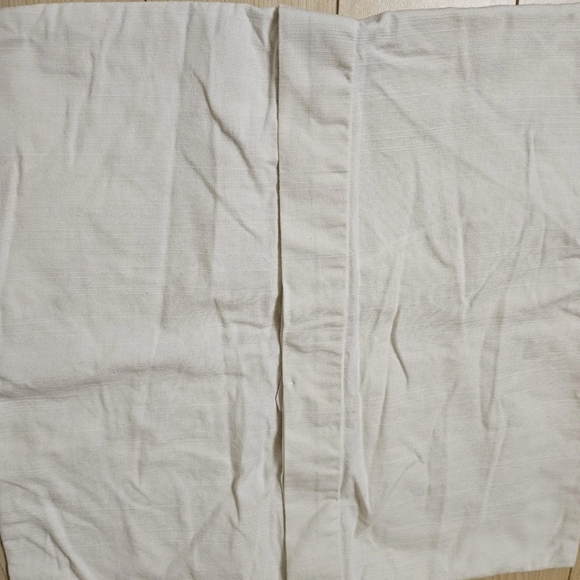 Pottery Barn Sea Life Home Decor Set Of 2 Pillow Covers - Picture 11 of 15